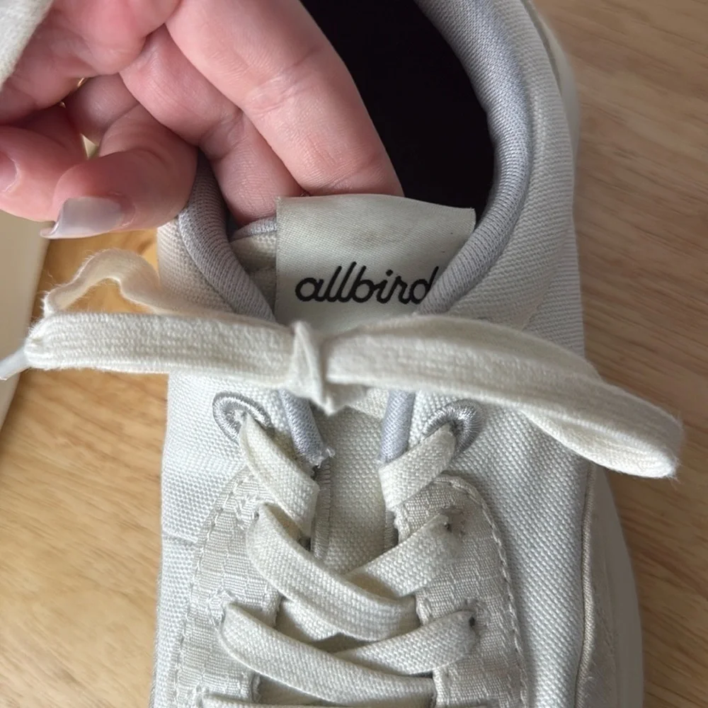 Allbirds Women’s Everyday Couriers in white/cream size 7